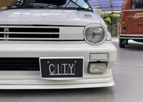 ホンダ シティ カブリオレ ターボ : CITY ネームプレート 07