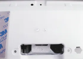 リアエンブレム用の穴塞ぎ 03
