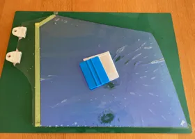 両サイドのガラスへゴーストフィルムの貼り込み 05