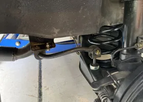ホンダ シティ カブリオレ ターボ : リアスタビライザー取付調整 04