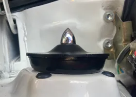 ホンダ シティ カブリオレ ターボ : リバウンドストッパーの交換 09