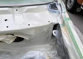 ワイパー付け根の錆穴の補修 13