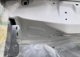 ワイパー付け根の錆穴の補修 17