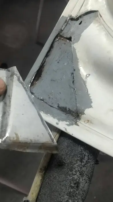 溶接痕の削り面
