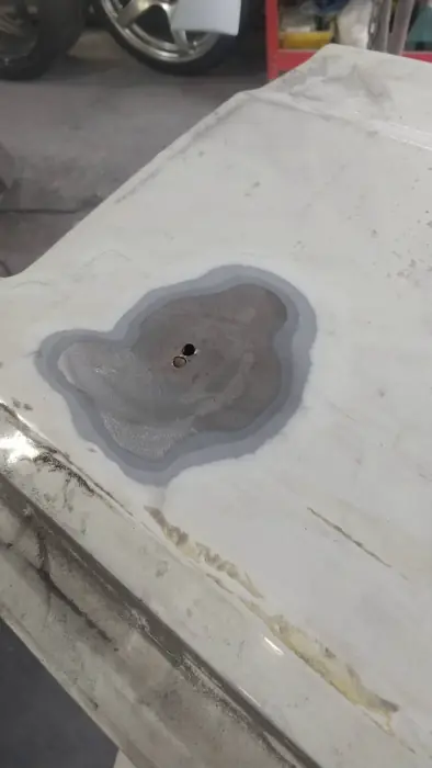 削り出した錆穴
