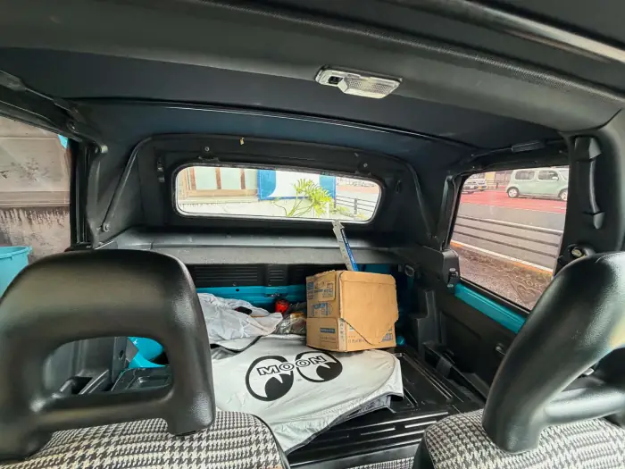 後席とリアの荷室